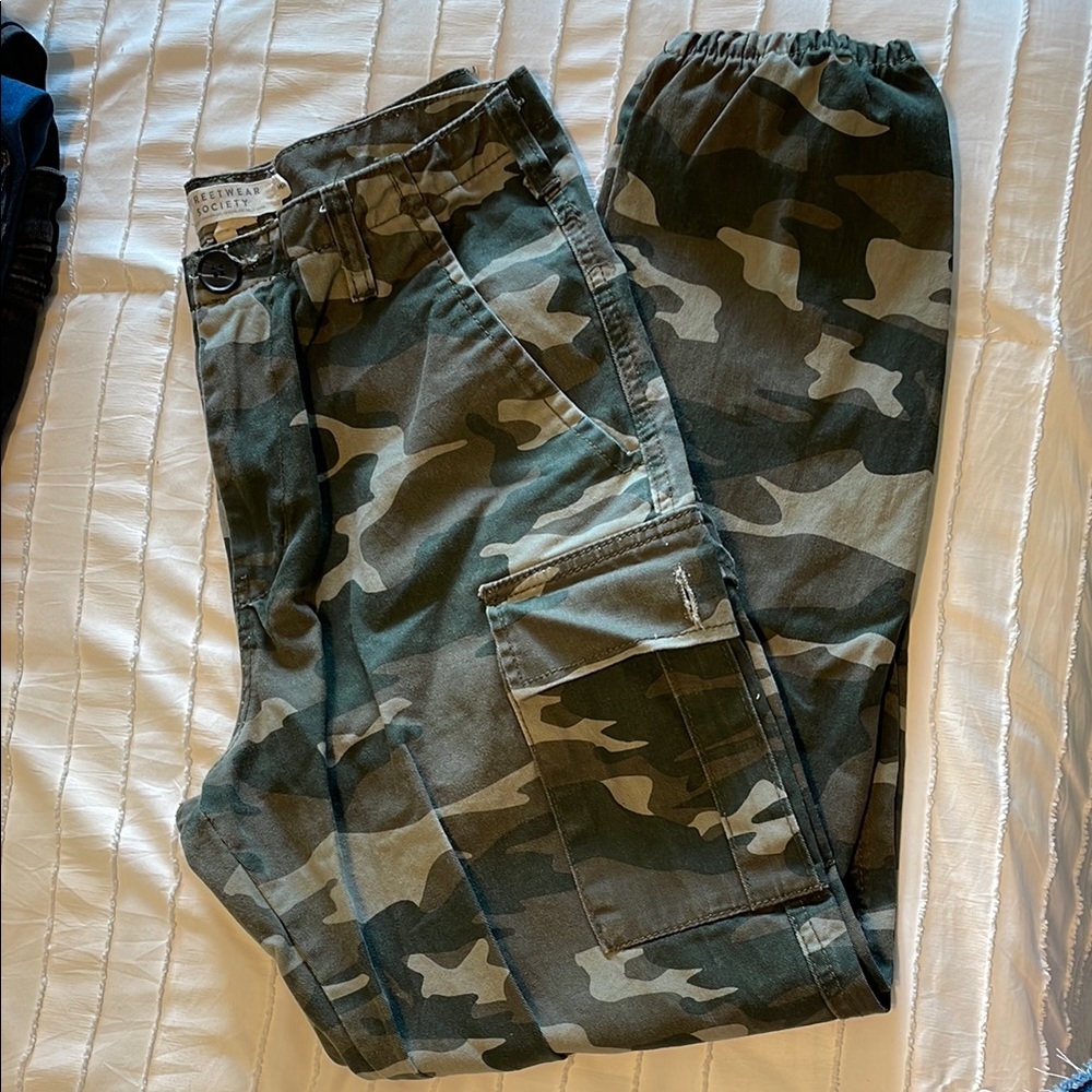 Streetwear Society Green and Brown Cargo Jeans